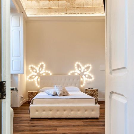 Vittoria Luxury House Lecce Exterior foto