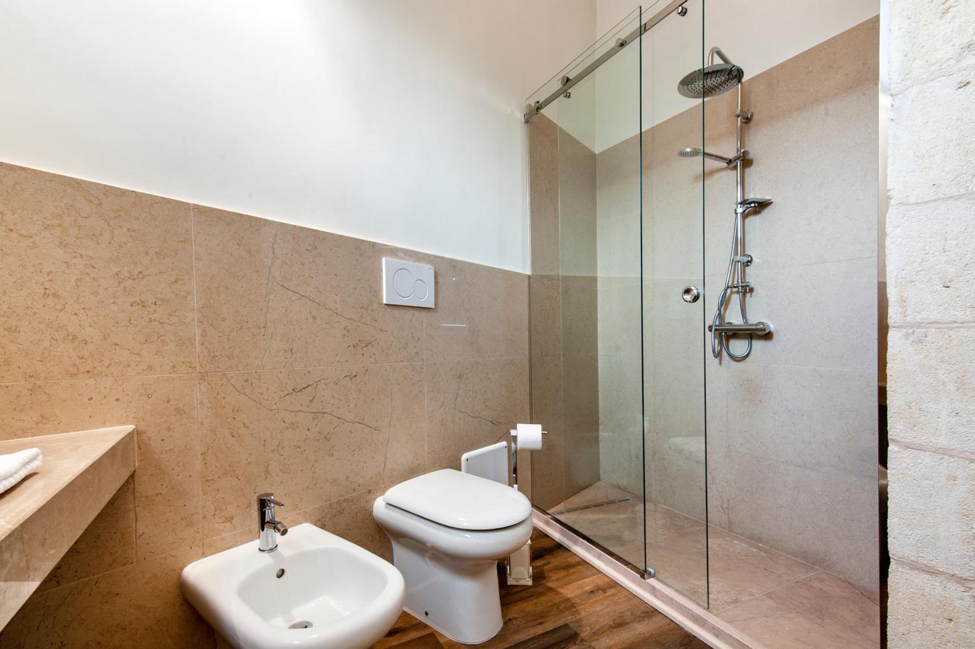 Vittoria Luxury House Lecce Exterior foto